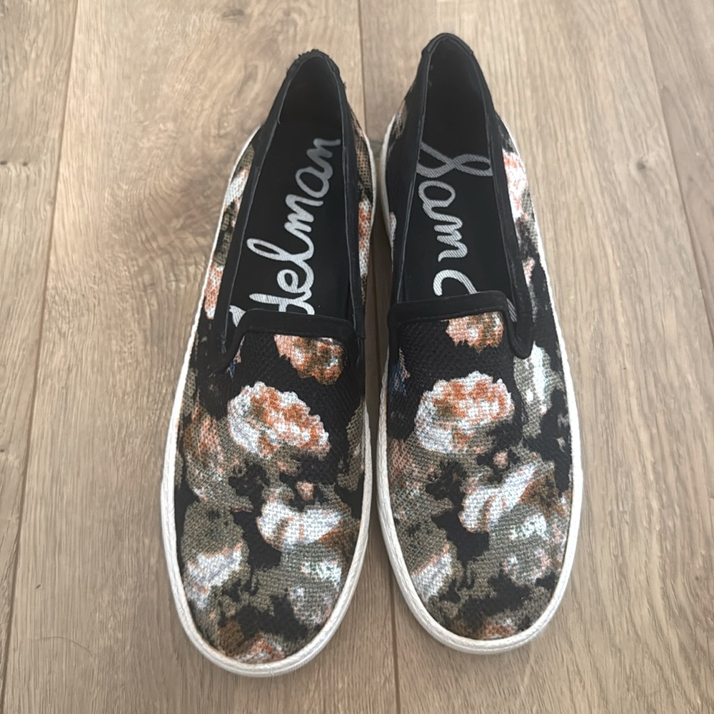 SAM EDELMAN Multi Floral BECKER Canvas Slip On Sneaker Loafer in size 6.5